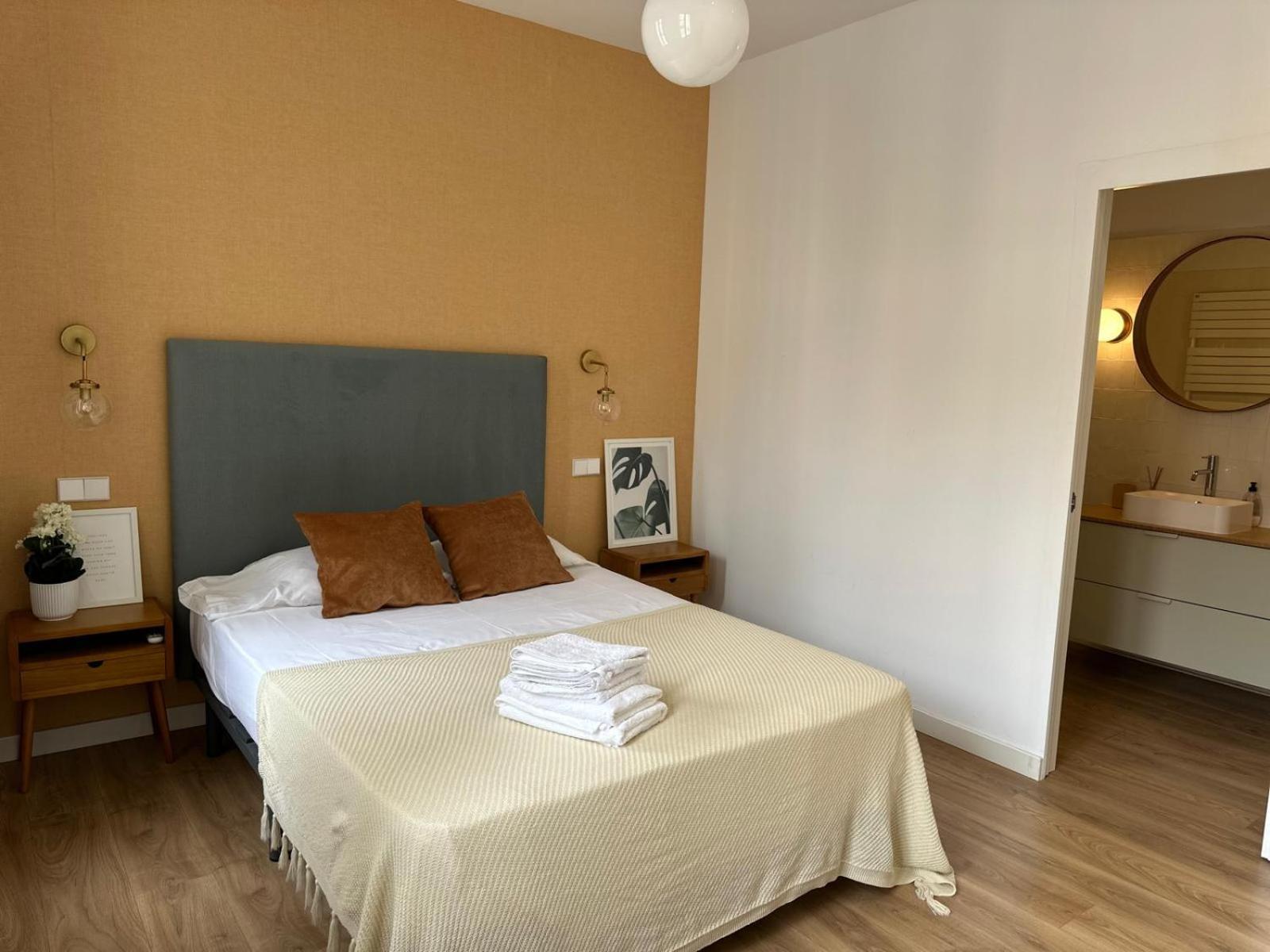 Moderno Apartamento En Pleno Centro Madrid Eksteriør billede
