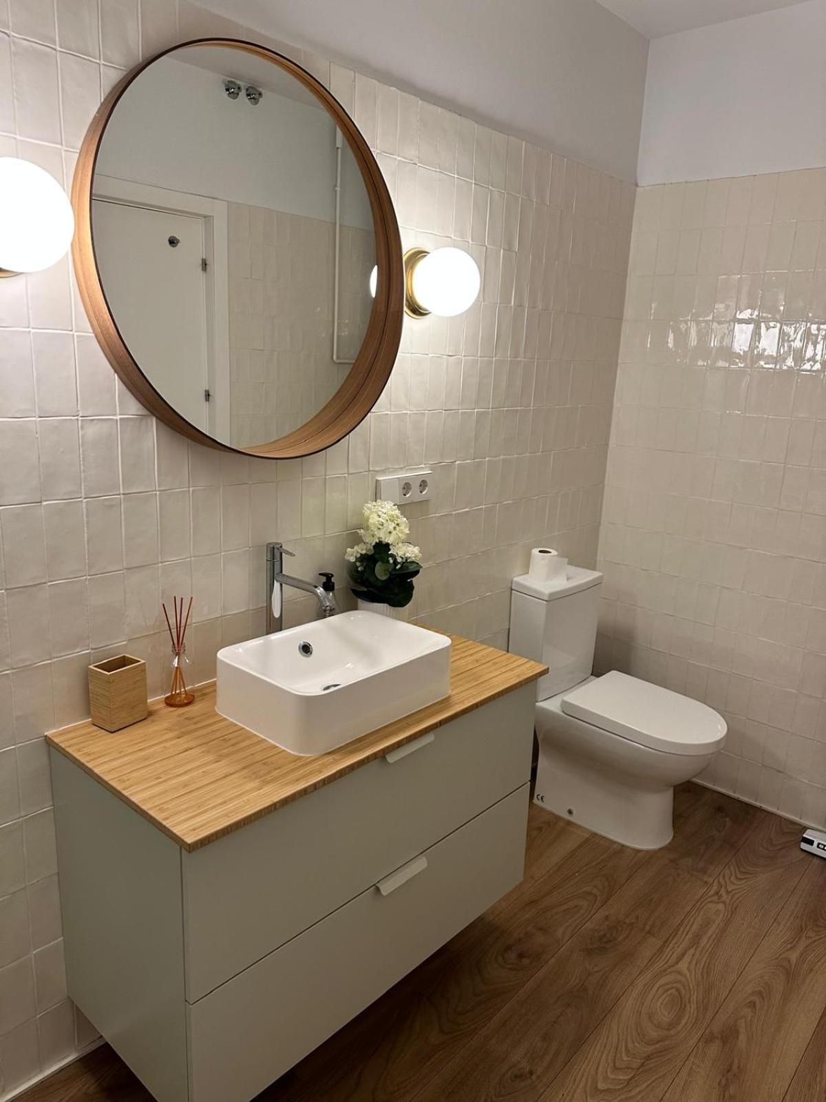 Moderno Apartamento En Pleno Centro Madrid Eksteriør billede
