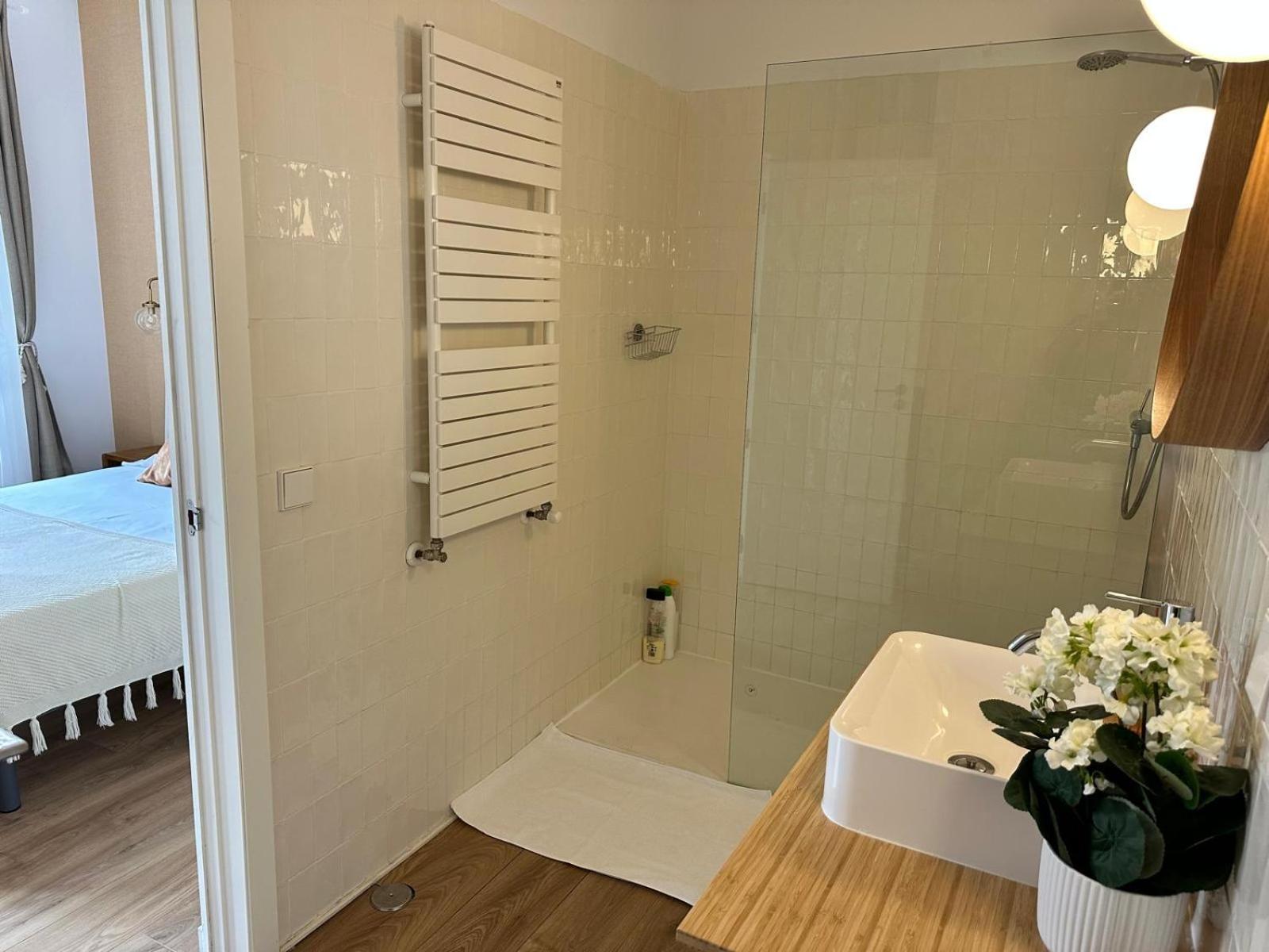 Moderno Apartamento En Pleno Centro Madrid Eksteriør billede